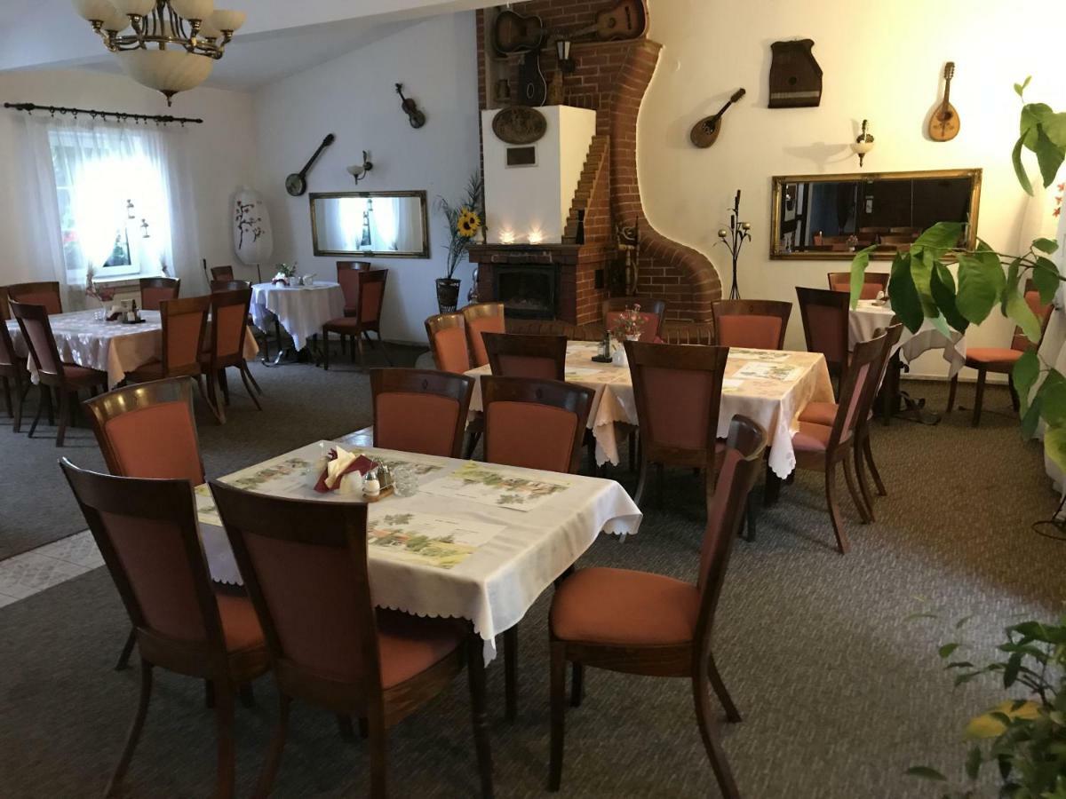 Naglowice Motel I Restauracja "Pod Baszta" מראה חיצוני תמונה